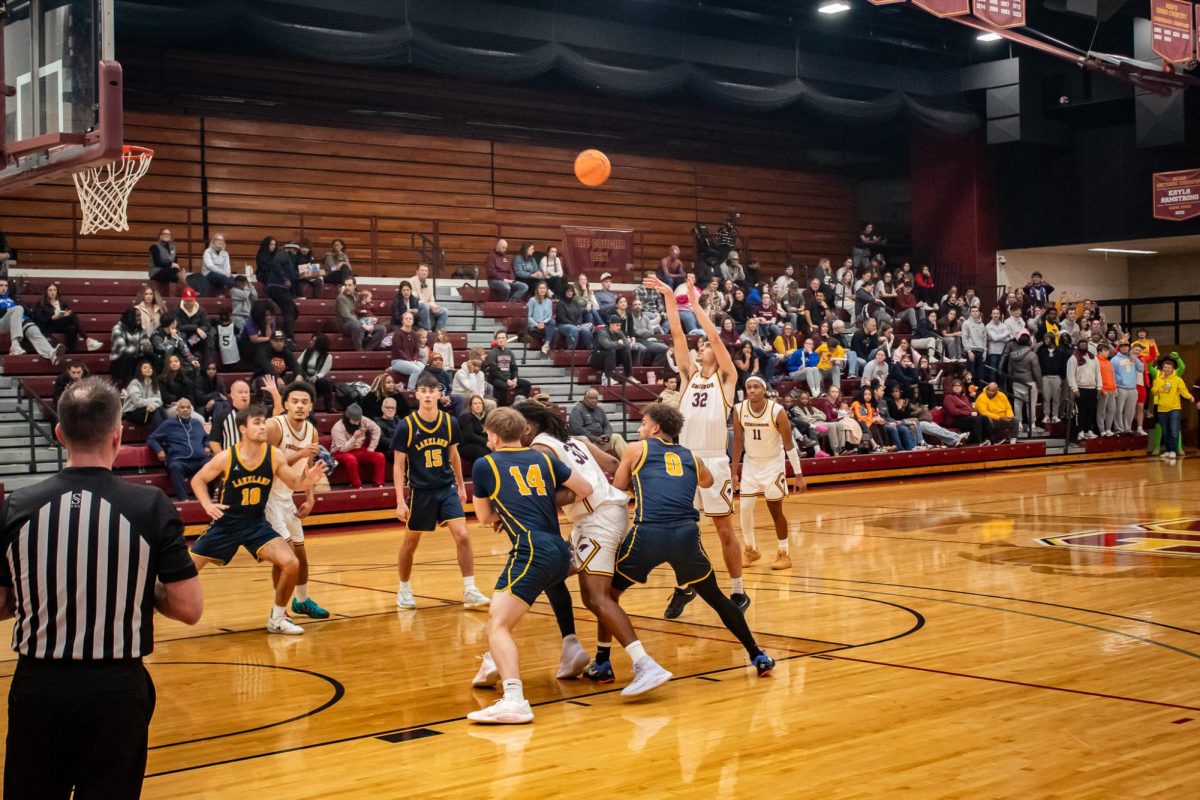 "Pack the Stands" for Men's Basketball on January 17 against Lakeland 