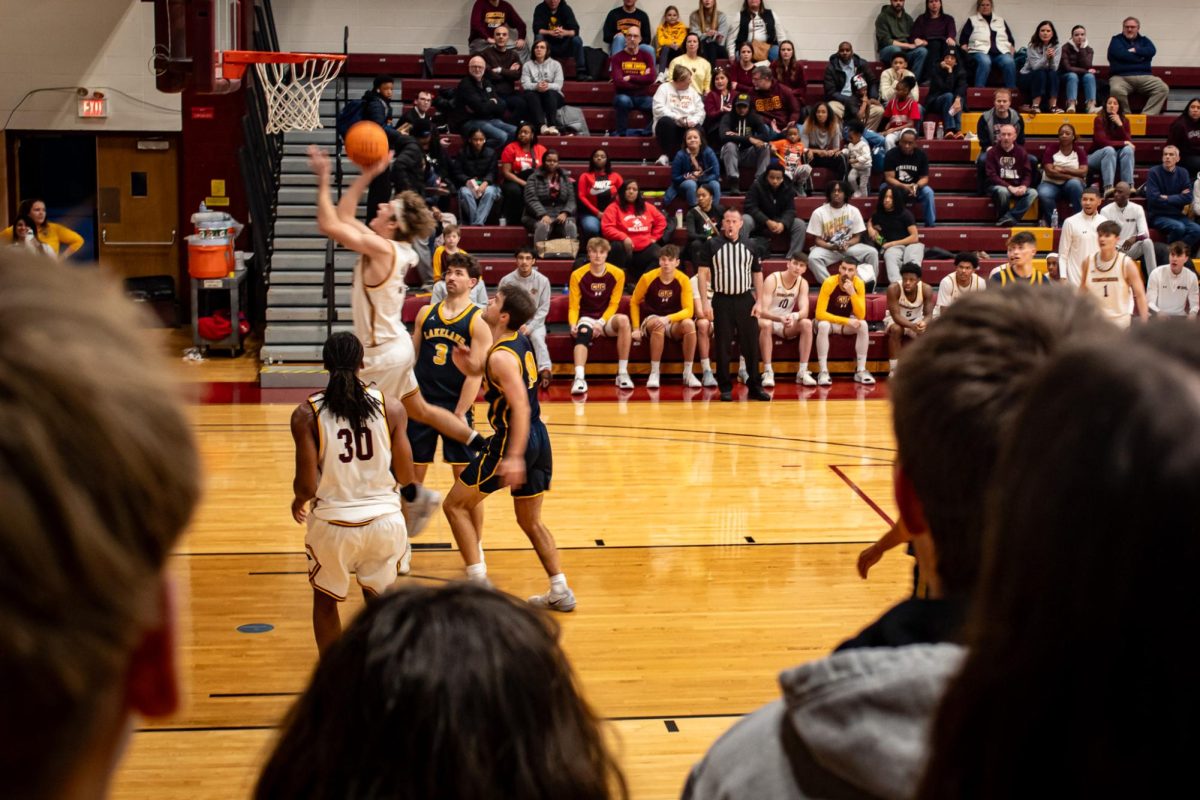 "Pack the Stands" for Men's Basketball on January 17 against Lakeland 